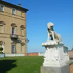 La Vite E Bella 3* 戈沃内